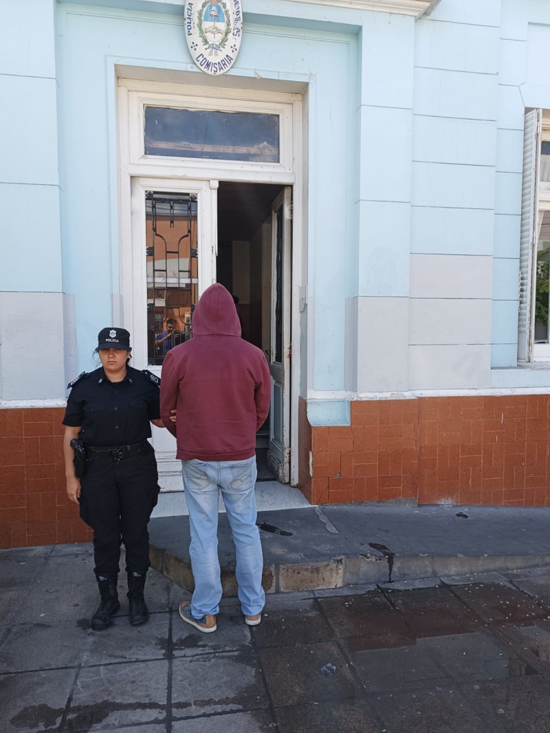 Un olavarriense fue a votar y qued detenido